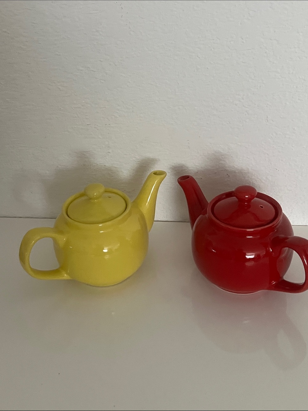 (old Amsterdam)2-Ceramic Teapot Set - Pink and Black, microwave& dishwasher safe - Picture 5 of 13